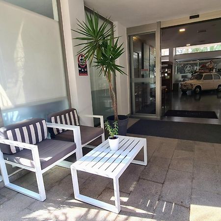 Apartamentos Llobet Ibiza Екстериор снимка