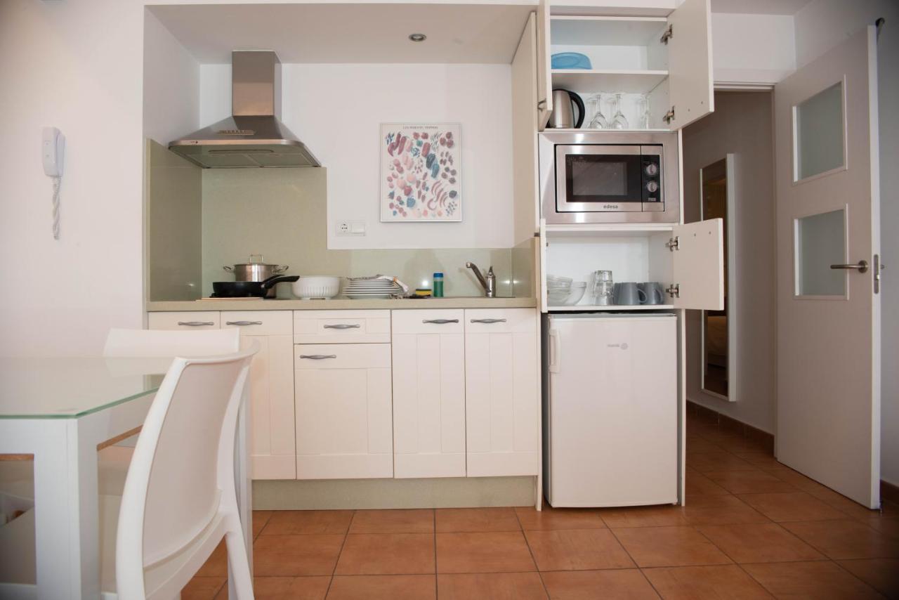 Apartamentos Llobet Ibiza Екстериор снимка