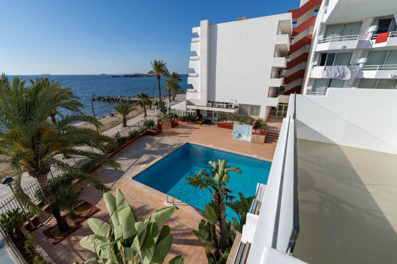 Apartamentos Llobet Ibiza Екстериор снимка