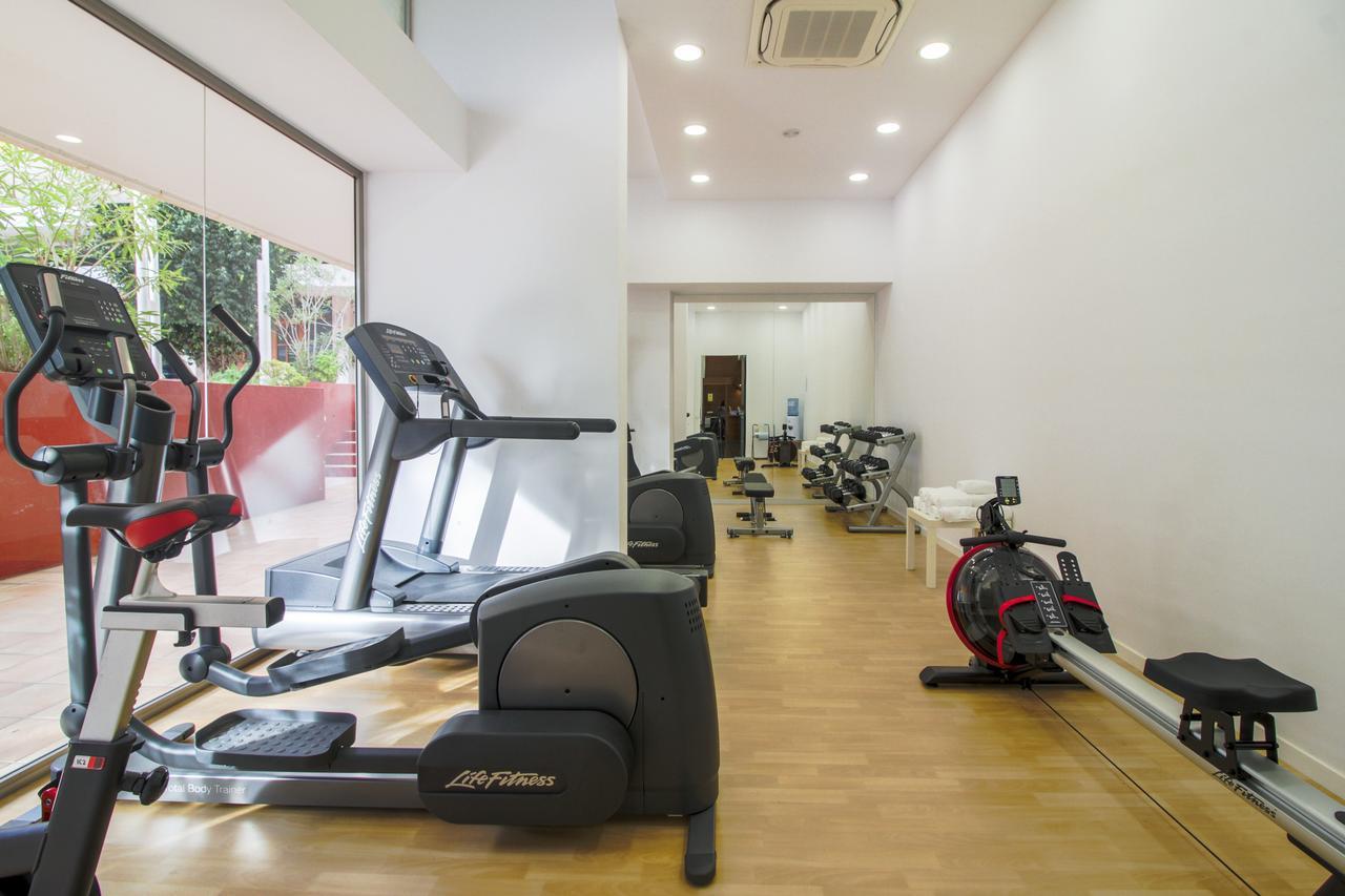 Apartamentos Llobet Ibiza Екстериор снимка
